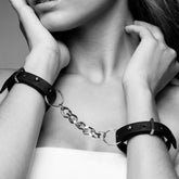 JOYERÍA - PULSERAS ESPOSAS INDISCRETS MAZE NEGRO